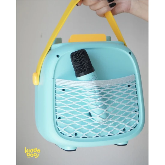 Zelený detský Kiddoboo bluetooth karaoke set mikrofón a reproduktor KidsVoice Mint s RGB osvetlením a zábavnými efektmi pre deti od 3 rokov.