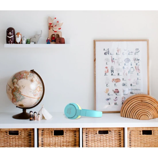 Detské bezdrôtové slúchadlá Kiddoboo Ocean Mint s LED svetlom a kvalitným zvukom – bezpečné a štýlové slúchadlá pre deti od 6 rokov.