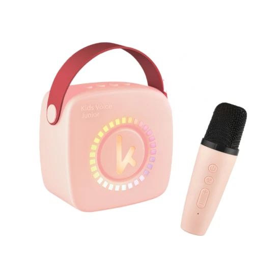 Zelený detský Kiddoboo bluetooth karaoke set mikrofón a reproduktor a zábavnými efektmi pre deti od 3 rokov.