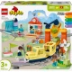 LEGO DUPLO Veľký interaktívny komunitný vláčik s postavičkami a akčnými kockami