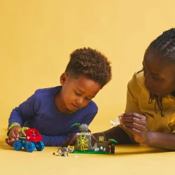 LEGO MARVEL 11199 Spideyho tím a záchrana dinosaurov s truckom