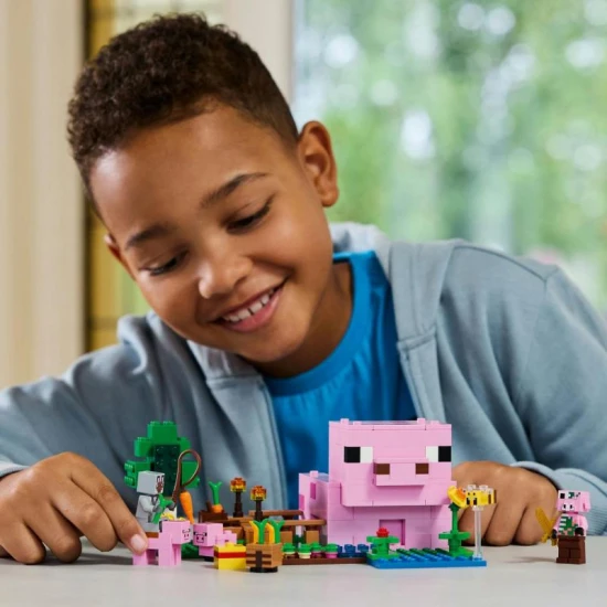 LEGO Minecraft Domček prasiatka 21268 – stavebnica pre deti so zvieratkami, piglinom a farmou