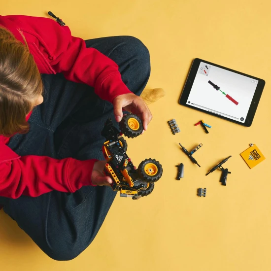 LEGO® Technic 42199 Monster Jam™ DIGatron™ – Akčný truck s naťahovacím motorom a realistickými pneumatikami.