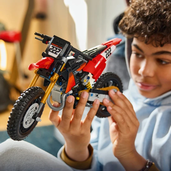 LEGO Technic 42238 Motorka Ducati Desmo450 MX Factory