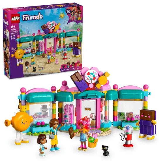  LEGO® Friends 42649 Cukráreň v mestečku Heartlake so 3 postavami a zábavnými doplnkami na hranie.