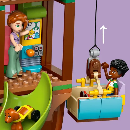 LEGO® Friends 42652 Dom priateľstva na strome s minibábikami a zvieratkami