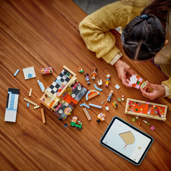 LEGO Friends reštaurácia s kuchyňou plnou doplnkov