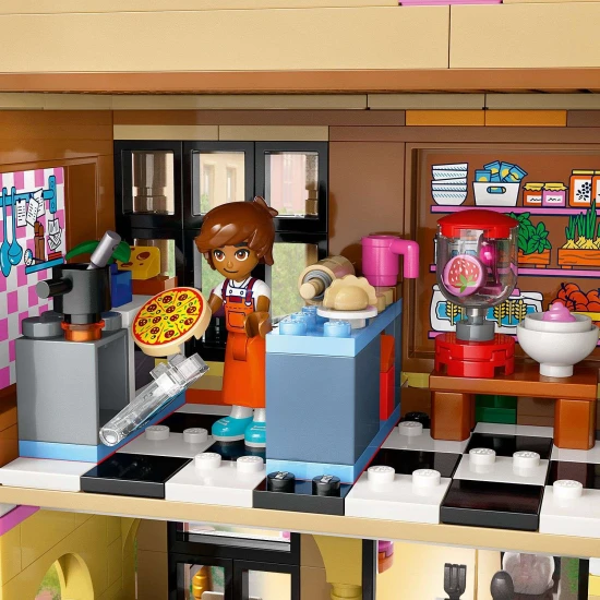 LEGO Friends reštaurácia s kuchyňou plnou doplnkov