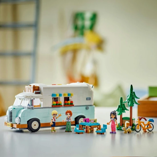Objavuj prírodu s LEGO Friends a karavanom priateľstva