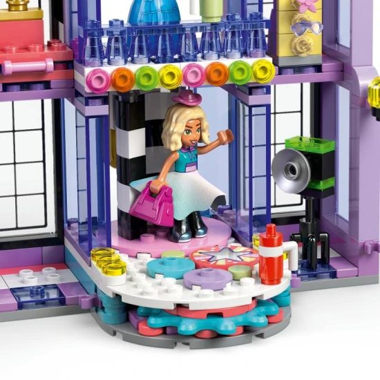 LEGO Friends 42685 Módna prehliadka v mestečku Heartlake