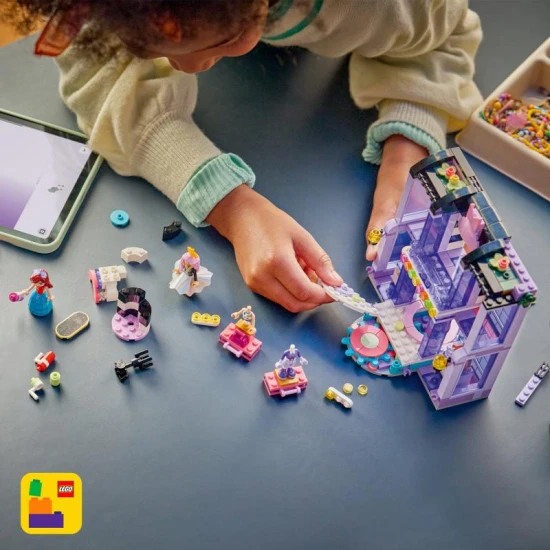 LEGO Friends 42685 Módna prehliadka v mestečku Heartlake