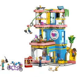 LEGO Friends 42689 Klubovňa kamarátov v mestečku Heartlake LEGO Friends 42689 Klubovňa kamarátov v mestečku Heartlake