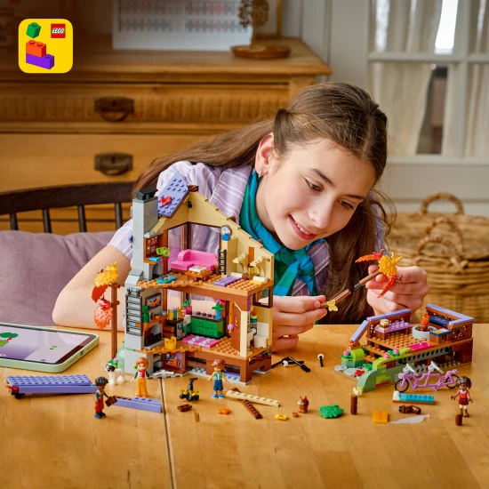 LEGO Friends 42705 Útulná chata v jesennom lese