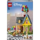 LEGO Disney Domček z filmu Hore: Detailný model s balónmi, komínom a figúrkami postáv.