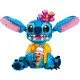 LEGO® Disney Stitch na hranie a vystavenie s pohyblivými ušami, otáčajúcou sa hlavou, zostaviteľným zmrzlinovým kornútkom a kvetinou. Ideálny darček pre fanúšikov rozprávky Lilo a Stitch.