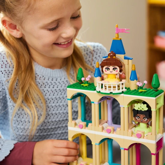 LEGO Disney 43291 Mini Bella a Tiana s hradom