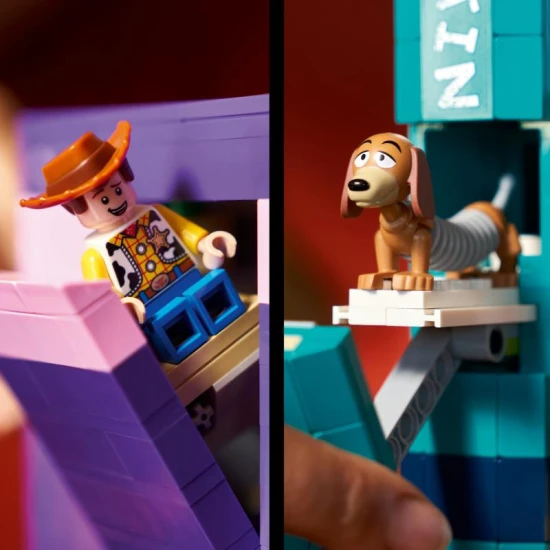 LEGO Disney 43301 Knižné zarážky Pes Slinky z Toy Story