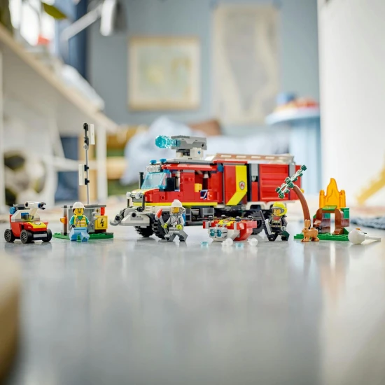 LEGO City Hasičské zásahové auto plné akcie
