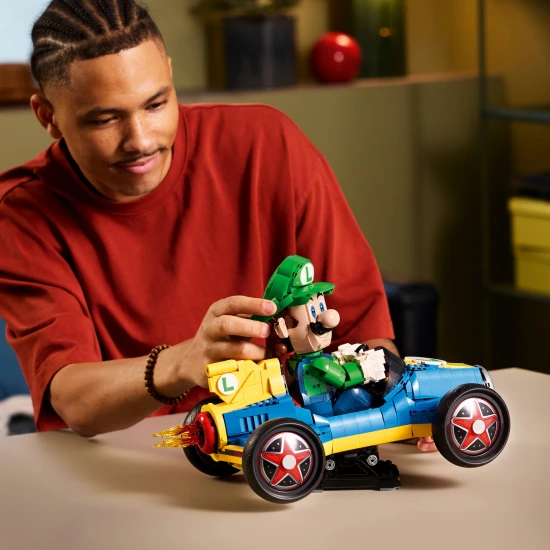 LEGO 72050 Mario Kart™ – Luigi a Mach 8