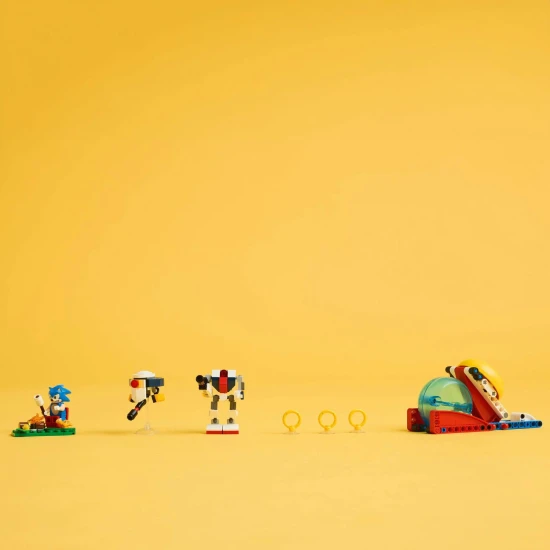 Súboj pri táboráku: Sonic, roboti a Chaos Emerald!