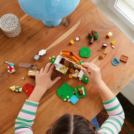 Navštívte s Isabelle domov Fauna si stavebnicou LEGO.