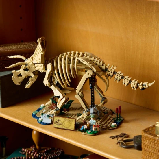 LEGO Jurassic World 77985 Dinosaurie fosílie: Triceratops