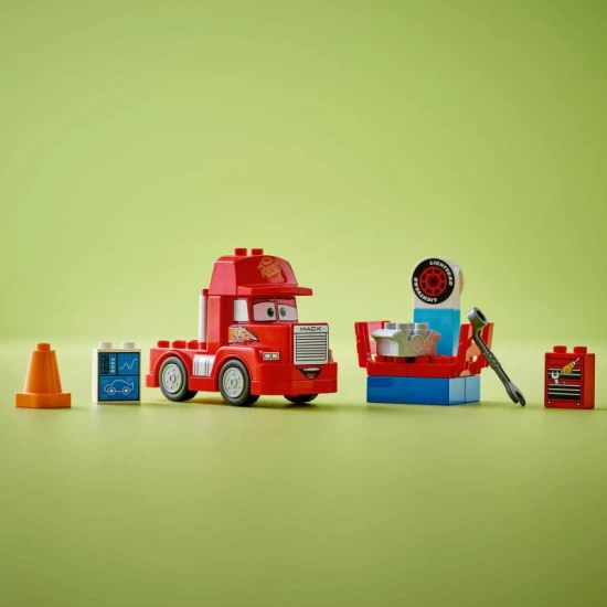 LEGO DUPLO 10417 Mack na pretekoch