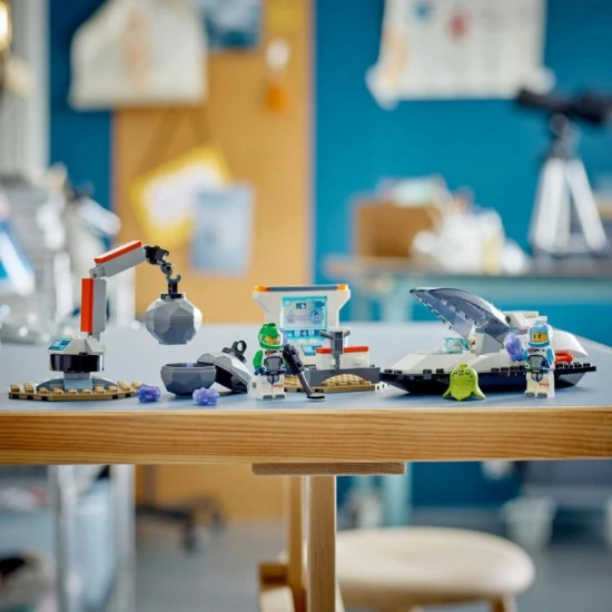 Deti sa môžu stať každodennými astronautmi s touto stavebnicou LEGO City Vesmírna loď a objav asteroidu.