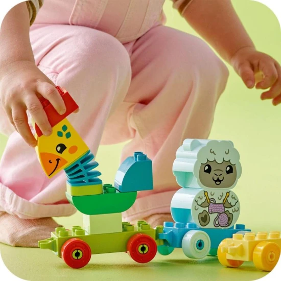 Zložte zvieratká, nasaďte na vláčik a vydajte sa s nimi na cestu s Lego Duplo Vláčik so zvieratkami.