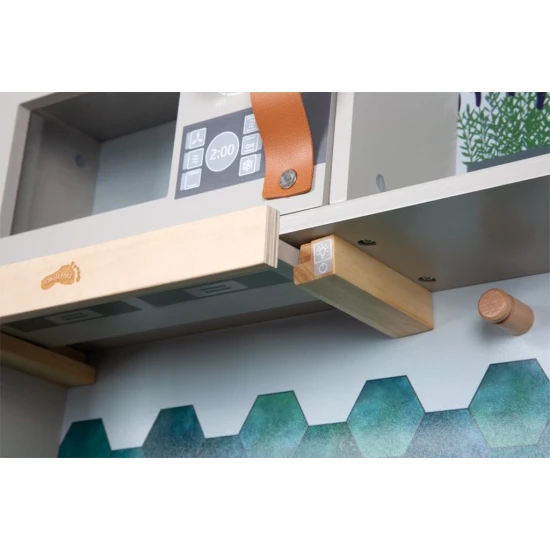 Detska drevena kuchynka Tasty seda so svetlom, zvukom a kovovymi doplnkami