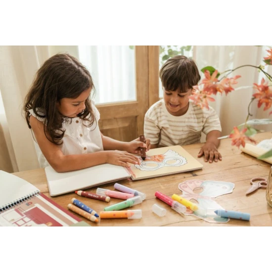 Little Dutch Kniha s vystrihovacími maskami Rosa