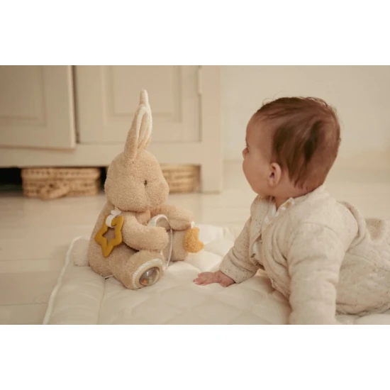 Little Dutch Králiček plyšový s aktivitami Newborn Naturals