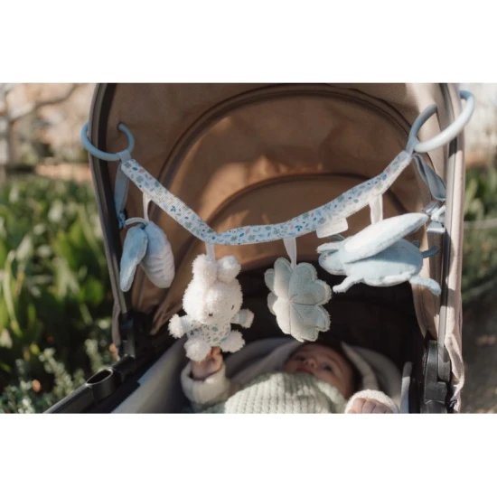 Little Dutch Reťaz na kočík králiček Miffy Lucky Leaves