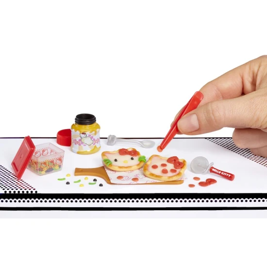 Miniverse Make it Mini Hello Kitty séria 2 MGA 26547235