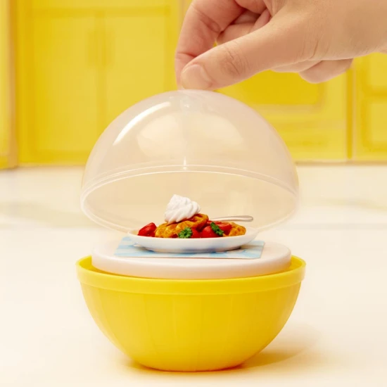 MGA’s Miniverse Mini Food – mini replika jedla a nápojov s realistickými detailmi