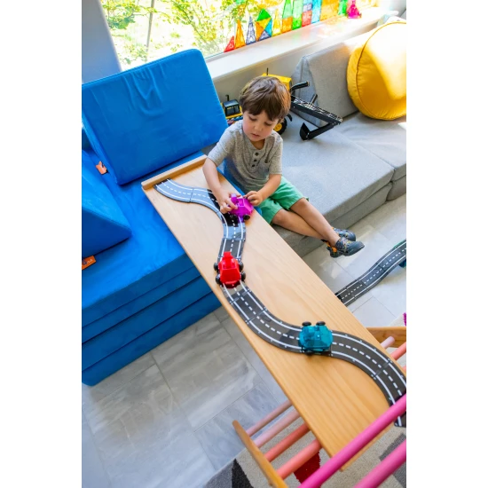 Pripravte sa na preteky s magnetickou stavebnicou Dashers.