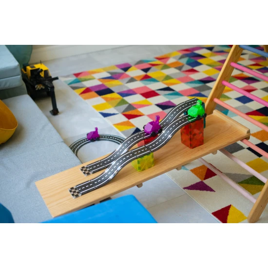 Magnetická stavebnica Downhill Duo 40 dielov. Skvelý darček pre deti, ktoré milujú autá.