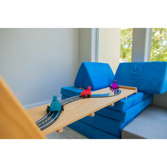 S magnetickou stavebnicou si vytvoríte rôzne typy ciest.