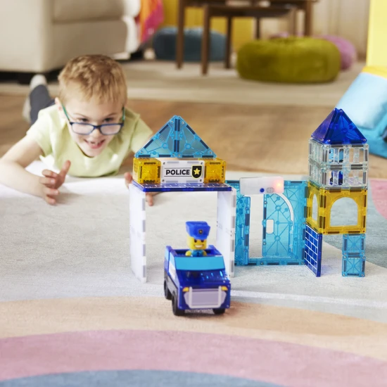 Magnetická stavebnica MAGNA-TILES Police Station – detská policajná stanica so svetlami a figúrkami