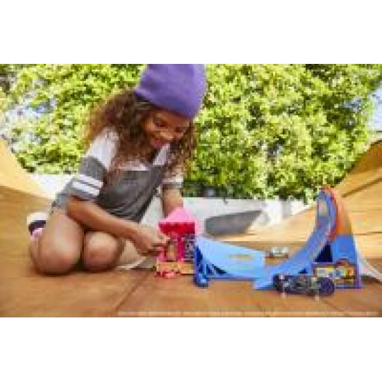 Hot Wheels korčuliarsky fingerboard so skateparkom Mattel Hot Wheels korčuliarsky fingerboard so skateparkom 25HGT95