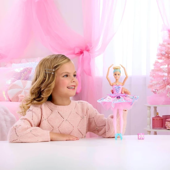 Mattel Barbie Luskáčik balerína Clara s meniacou sa tutu sukňou 25JLW53