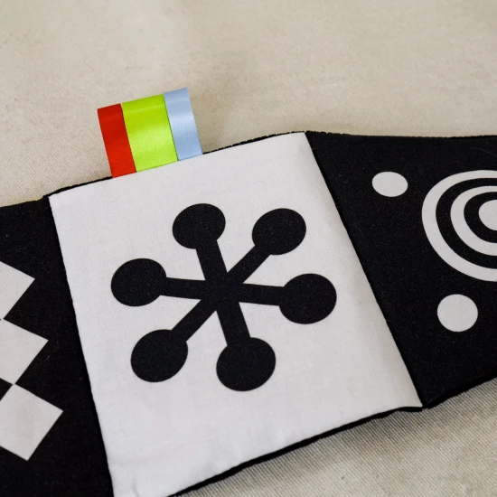 Textilná knižka Kravička