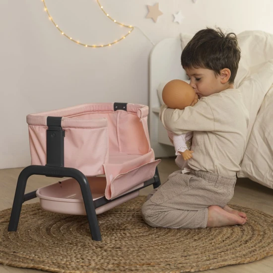 Postýlka pre bábiky Maxi Cosi svetlo ružová – Smoby SM240240