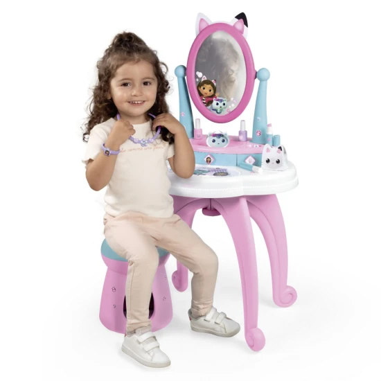 Gabby's Dollhouse toaletný stolík so stoličkou 2 v 1 Gabby's Dollhouse toaletný stolík so stoličkou 2 v 1 – Smoby SM320254