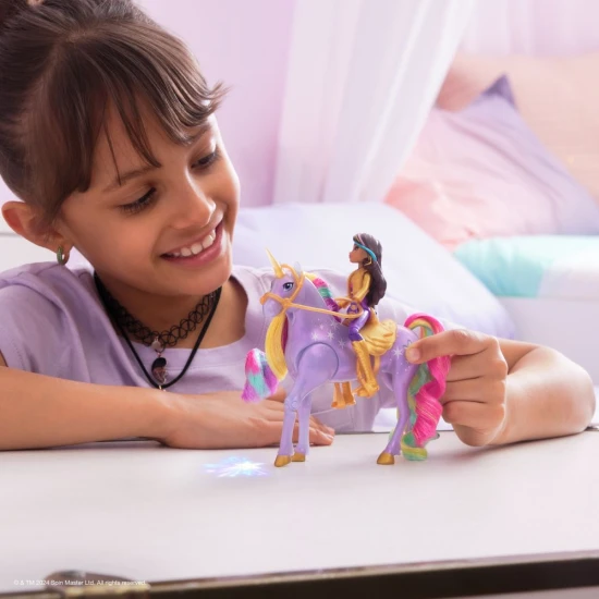 Unicorn Academy Svetelný Jednorožec a Figúrka 11 cm Sophia & Wildstar – Spin Master 106067325