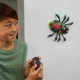 Hex Bots RC Tarantula Lezúca po Stenách – Spin Master 106077330
