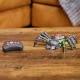 Hex Bots RC Tarantula Lezúca po Stenách – Spin Master 106077330