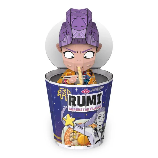 K-POP Ramen pohárik – 3D puzzle figúrka Rumi z K-Pop Demon Hunters v chibi štýle s pohárikom ramen