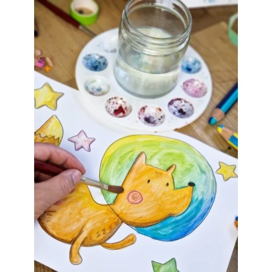 Multifinkčné farbičky zaujmú svojím dvojfarebným prevedením. S pastelkami sa dá kresliť na rôzne povrchy.