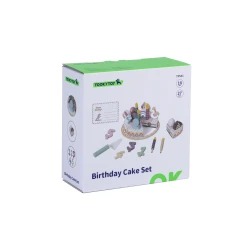 Narodeninová torta so sviečkami